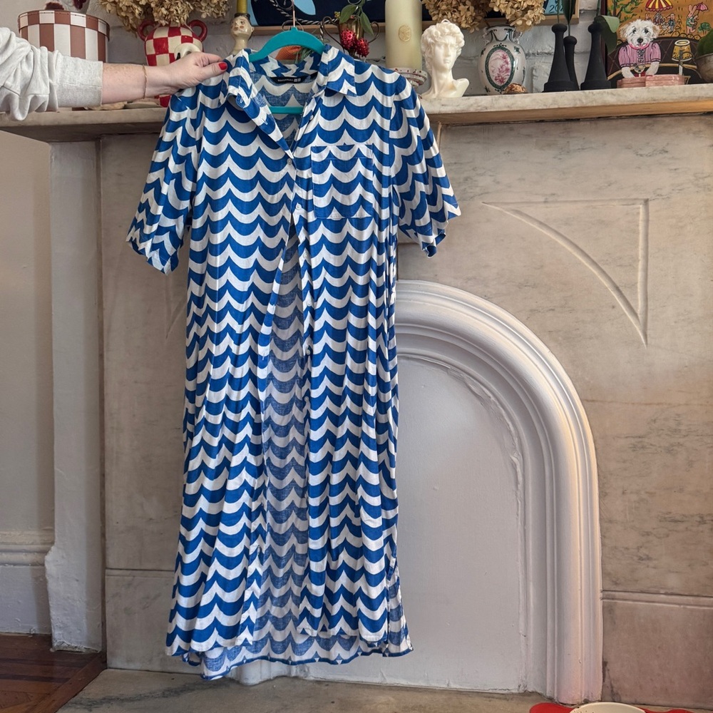 Marimekko x Uniqlo women’s short sleeve blue and white dress